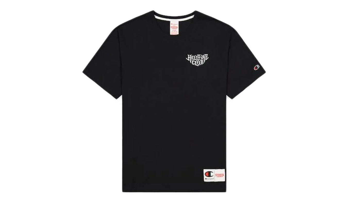 Champion X Stranger Things Men´s T-Shirt Noir / Black 1 Champion X Stranger Things Men´s T-Shirt Noir / Black